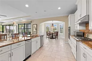 2550 Marquesa Royale Ln, Naples, FL 34109 - Photo 14