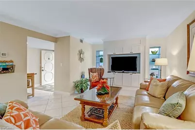 10475 Gulf Shore Dr #114, Naples, FL 34108 - Photo 14