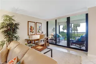 10475 Gulf Shore Dr, Naples, FL 34108 - Photo 16