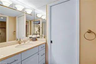 10475 Gulf Shore Dr, Naples, FL 34108 - Photo 24