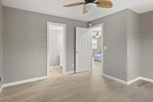 850 Palm St, Marco Island, FL 34145 - Photo 18