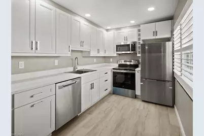 850 Palm St #E2, Marco Island, FL 34145 - Photo 10