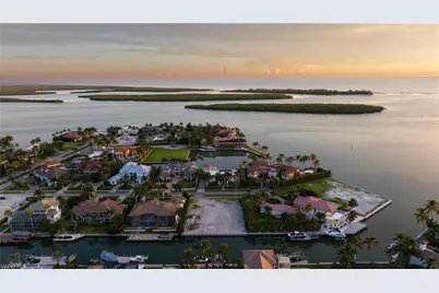 1558 Heights Ct, Marco Island, FL 34145 - Photo 16