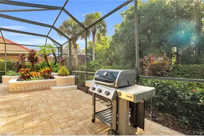 9226 Troon Lakes Dr, Naples, FL 34109 - Photo 40