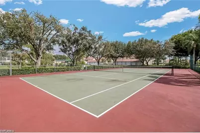 7105 Dennis Cir #E-302, Naples, FL 34104 - Photo 32