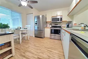 7105 Dennis Cir, Naples, FL 34104 - Photo 22