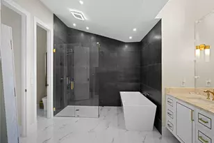 2140 Harlans Run, Naples, FL 34105 - Photo 20