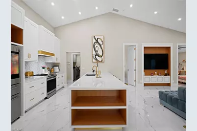 2140 Harlans Run, Naples, FL 34105 - Photo 18