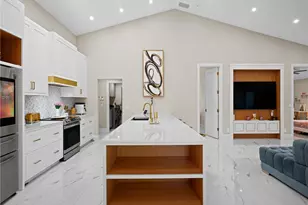 2140 Harlans Run, Naples, FL 34105 - Photo 18