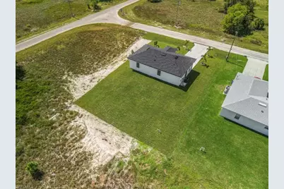 845 Foxtail St, Lehigh Acres, FL 33974 - Photo 22