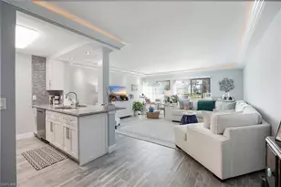 1085 Forest Lakes Dr, Naples, FL 34105 - Photo 1