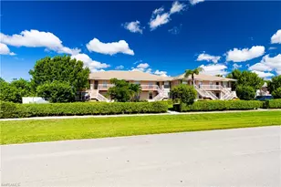 1015 Mainsail Dr, Naples, FL 34114 - Photo 2