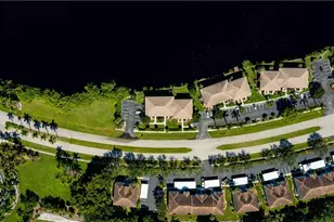 1015 Mainsail Dr, Naples, FL 34114 - Photo 30