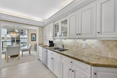 4901 Gulf Shore Blvd N #2101, Naples, FL 34103 - Photo 12