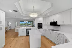 445 Dockside Dr, Naples, FL 34110 - Photo 18