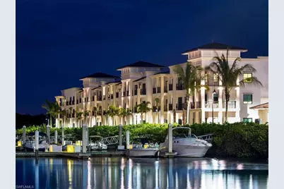 300 Wentworth Ct, Naples, FL 34104 - Photo 36