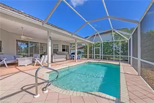 300 Wentworth Ct, Naples, FL 34104 - Photo 8