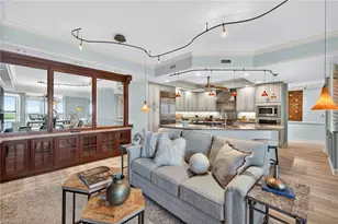 285 Grande Way, Naples, FL 34110 - Photo 18