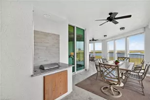 285 Grande Way, Naples, FL 34110 - Photo 38