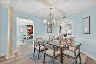 285 Grande Way, Naples, FL 34110 - Photo 10