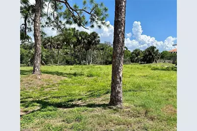 27675 Riverdale Ln, Bonita Springs, FL 34134 - Photo 2