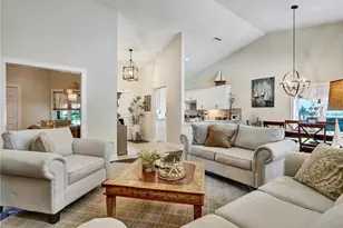 421 Countryside Dr, Naples, FL 34104 - Photo 14