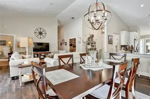 421 Countryside Dr, Naples, FL 34104 - Photo 16