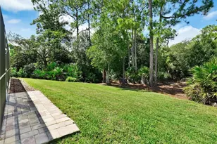421 Countryside Dr, Naples, FL 34104 - Photo 6