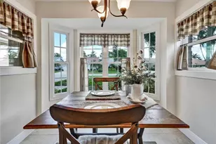 421 Countryside Dr, Naples, FL 34104 - Photo 12