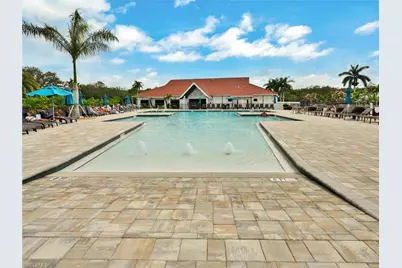 421 Countryside Dr, Naples, FL 34104 - Photo 36