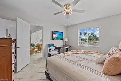 10686 Gulf Shore Dr #A-104, Naples, FL 34108 - Photo 16