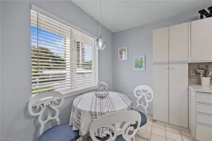 10686 Gulf Shore Dr, Naples, FL 34108 - Photo 14