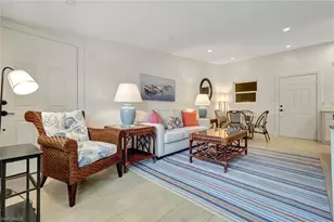 383 Harbour Dr, Naples, FL 34103 - Photo 38