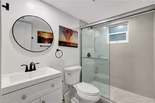 383 Harbour Dr, Naples, FL 34103 - Photo 40