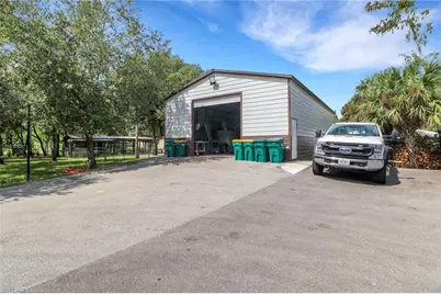 2419 6th Ave SE, Naples, FL 34117 - Photo 46