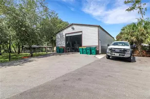 2419 6th Ave SE, Naples, FL 34117 - Photo 46