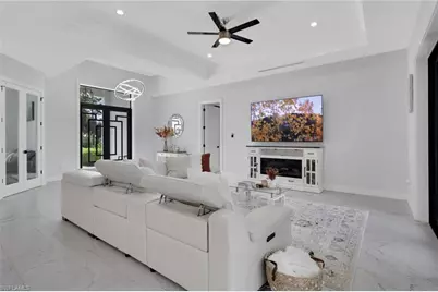 2419 6th Ave SE, Naples, FL 34117 - Photo 6