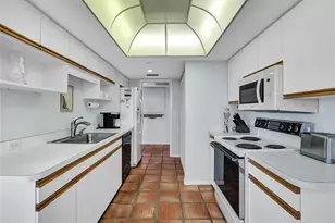 6361 Pelican Bay Blvd, Naples, FL 34108 - Photo 12