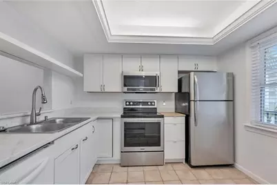 3030 Binnacle Dr #201, Naples, FL 34103 - Photo 6