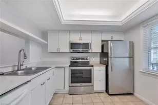 3030 Binnacle Dr, Naples, FL 34103 - Photo 6