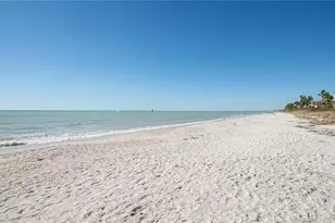 3030 Binnacle Dr, Naples, FL 34103 - Photo 16