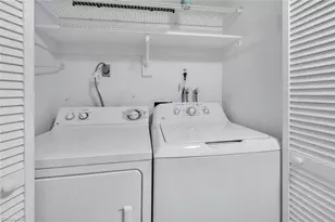 3030 Binnacle Dr, Naples, FL 34103 - Photo 10