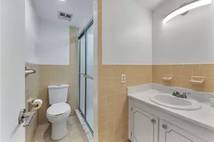 3030 Binnacle Dr, Naples, FL 34103 - Photo 8