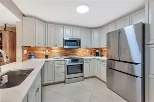 4200 Belair Ln, Naples, FL 34103 - Photo 6