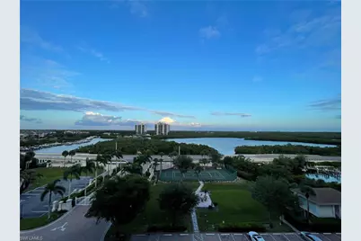 13105 Vanderbilt Dr #802, Naples, FL 34110 - Photo 6