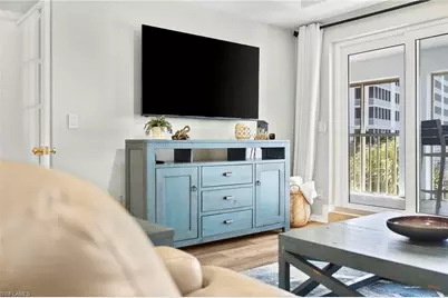 9101 Vanderbilt Dr #302, Naples, FL 34108 - Photo 26