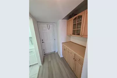 160 Turtle Lake Ct #209, Naples, FL 34105 - Photo 10