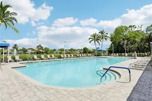 7715 Woodbrook Cir, Naples, FL 34104 - Photo 36