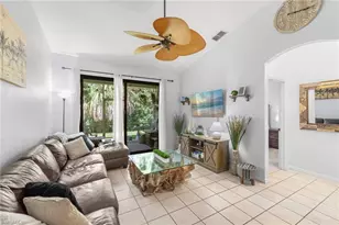 7715 Woodbrook Cir, Naples, FL 34104 - Photo 4