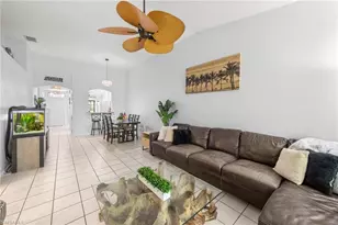 7715 Woodbrook Cir, Naples, FL 34104 - Photo 10